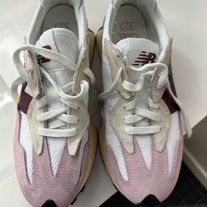 New Balance Women's Pink, White, and Burgundy Sneakers